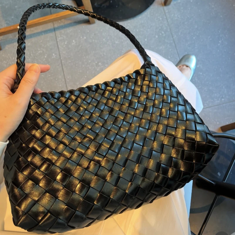 Hand Woven Shell Bags For Women Luxury Designer Handbags Purses 2025 New In PU Cross Weaving With Inner Pocket Underarm Shoulder – Image 8